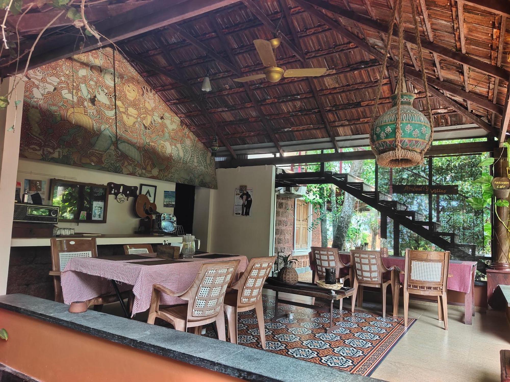 Ambadi'S Villa -Lake View Resort Pallipuram Exteriör bild
