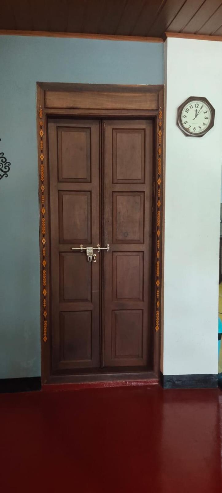 Ambadi'S Villa -Lake View Resort Pallipuram Exteriör bild